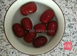 Illustration of how to make multi-grain porridge 4