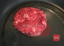 Classic American hamburger recipe illustration 4