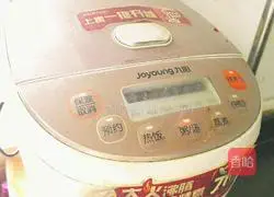 Illustration of how to make loofah and millet porridge 5