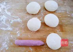 How to make romantic rose flower rolls Illustration 16