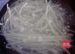 Illustration of home-style fried rice noodles 2