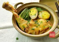 Illustration of Salt Baked Chicken and Braised Egg Claypot Rice 7