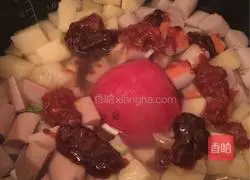 Illustration of how to cook rice in a rice cooker 3