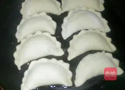 Illustration of how to fry the leek box 4