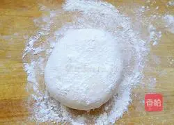 Illustration of how to make salt and pepper rolls 6