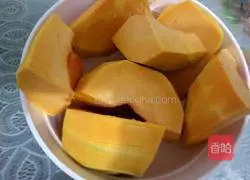 Illustration of how to make pumpkin hair cake 1