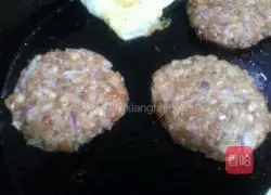 Pork and egg burger recipe 5