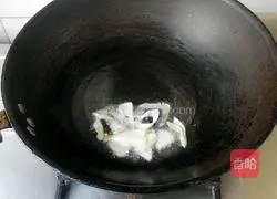 Illustration of braised beans and noodles 10