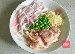 Illustration of how to make cherry tomatoes and bacon pasta 1