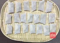 Mini Xiaochun Illustration of how to make a roll 6