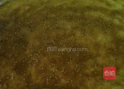 Illustration of how to make spiced flower rolls 4