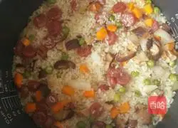 Illustration of how to cook sausage and rice 5