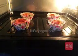 Illustration of how to make bacon rose rolls 11