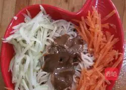 Illustration of how to make cold noodles with sesame sauce 6