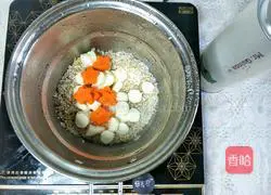 Baby Complementary Food Quinoa Egg Yolk Porridge Recipe Illustration 5