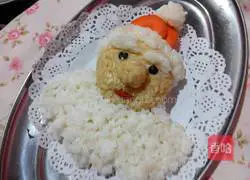 Illustration of how to make Santa Claus rice balls 9