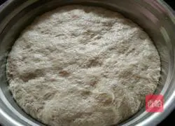 Illustration of how to make bean dregs hair cake 11