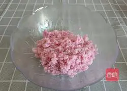 Illustration of how to make Sakura mashed potato rice balls 3