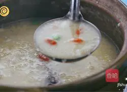 Illustration of how to make sea cucumber and millet low-calorie porridge 5