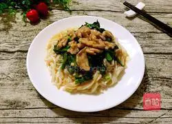 Illustration of how to make wet fried rice noodles 15