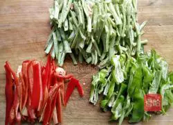 Illustration of braised noodles 1