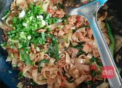 Illustration of how to make fried rice noodles 3