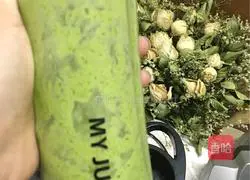 Illustration of how to make homemade colorful spring rolls 2