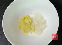 Illustration of how to make shrimp skin, lean meat and vegetable porridge (baby food supplement) 8