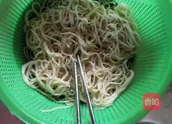 Illustration of making cold noodles 4