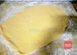 Illustration of how to make pumpkin rolls 8