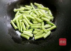 Illustration of Braised Noodles 13