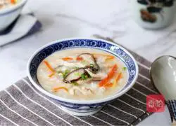 Illustration of how to make mushroom and shredded chicken porridge 13