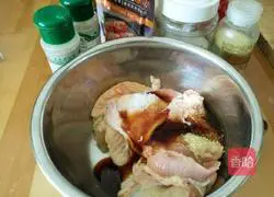 Orleans Grilled Chicken Leg Burger Recipe Illustration 2