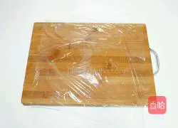 Illustration of how to make duck egg and double rice balls 3