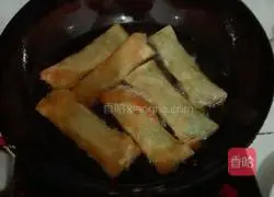Illustration of how to make spring rolls 7