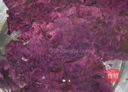 Illustration of how to make purple sweet potato rolls 1