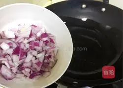 Red Sausage Baked Rice Recipe Illustration 2