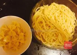 Illustration of how to make tomato meat sauce pasta 5