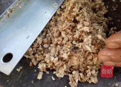 Illustration of making rice noodles 1