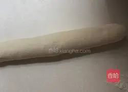 Illustration of how to make leek box 8