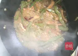 1 Recipe for Braised Noodles with Shredded Chicken and Beans 9