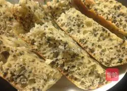 Lotus root starch Illustration of how to make black sesame hair cake 8