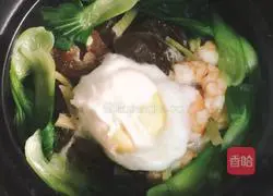 Illustration of how to make claypot rice 5