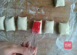 Illustration of how to make chive rolls 11