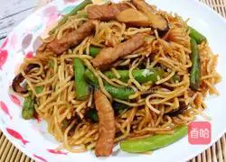 Illustration of how to make braised beans and noodles 12