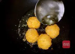 Cheese Fried Rice Balls Illustration of how to do it 12