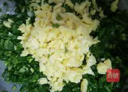 Illustration of how to make the leek box 3