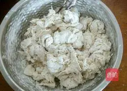 Illustration of how to make scallion rolls 2