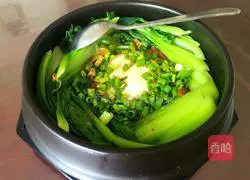 Illustration of how to make claypot rice 7