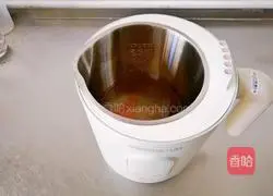 This way, it will be fragrant and thick.Illustration of how to make glutinous rice porridge 4